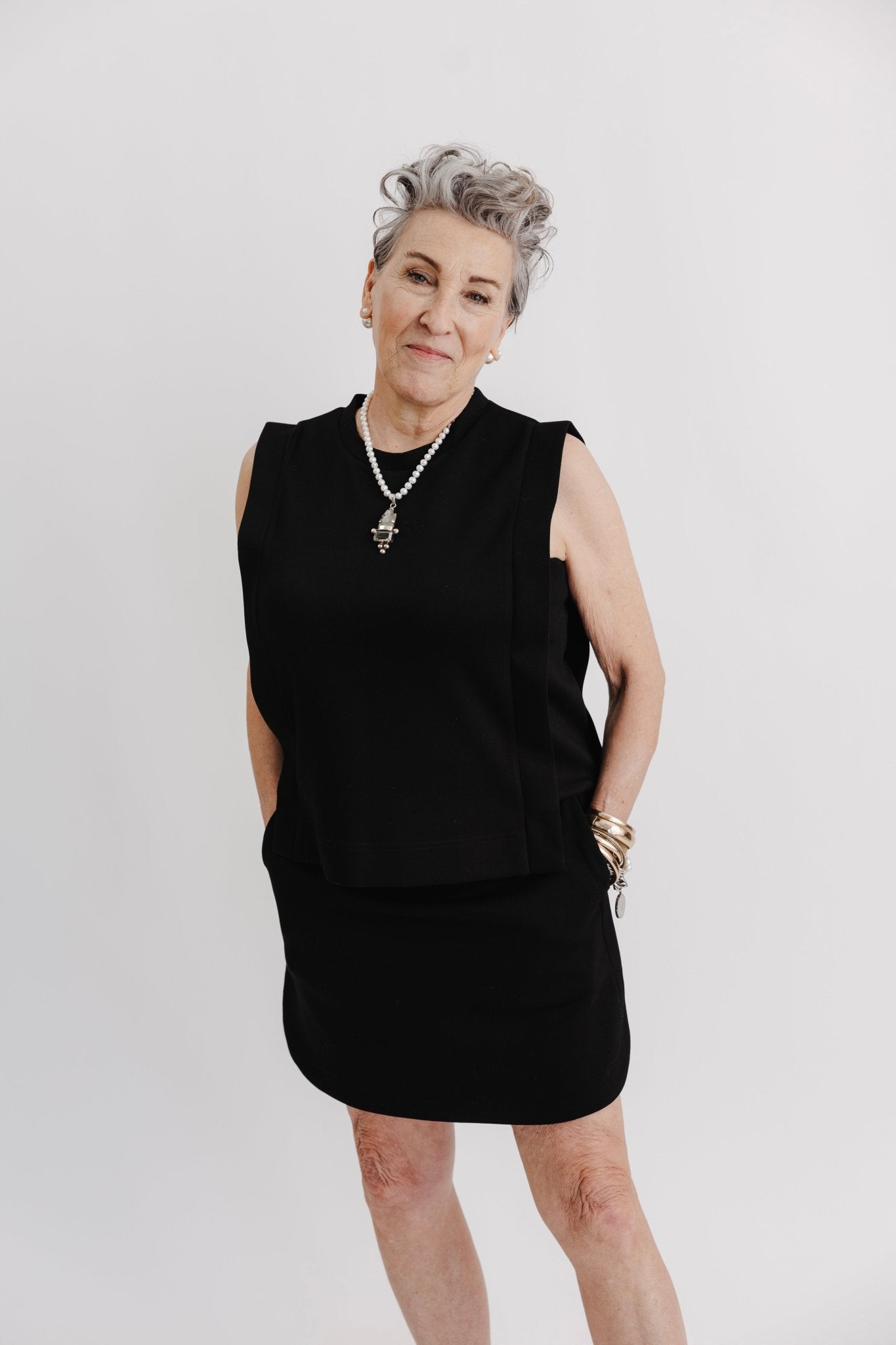 Escape Short Skirt with Pockets - UrbanUndercover
