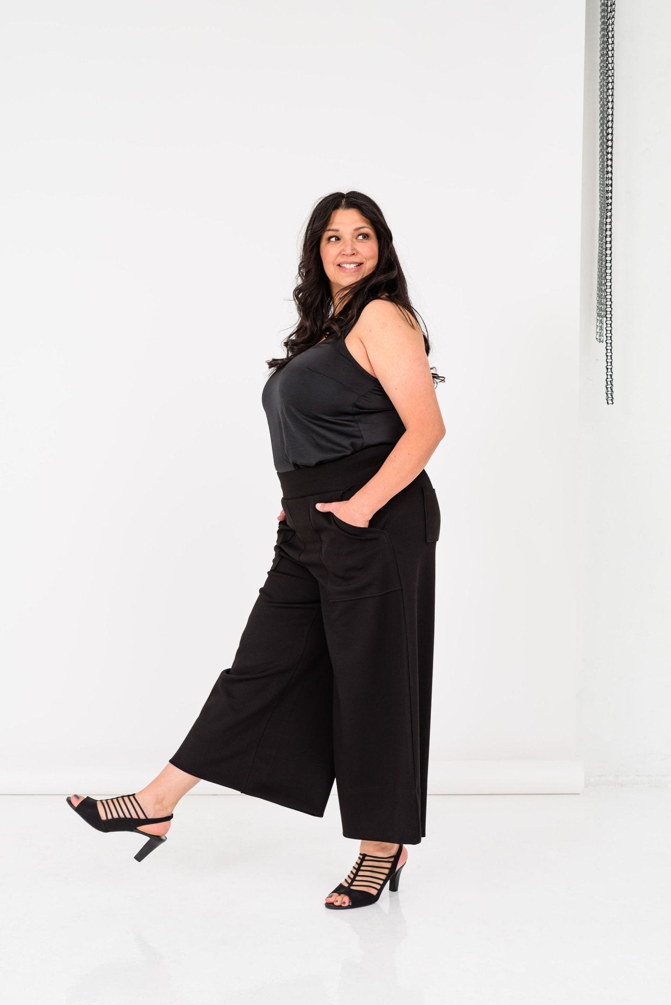 Escape Wide Leg Pant - UrbanUndercover
